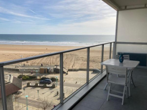 Appartement 4 Pers, Plage et Commerces à Proximité, Garage Inclus - FR-1-323-32